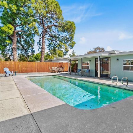 Relaxing Pool Home For Family Getaway Close To Tampa Zoo, Busch Gardens, Restaurants And Shopping! Exterior foto