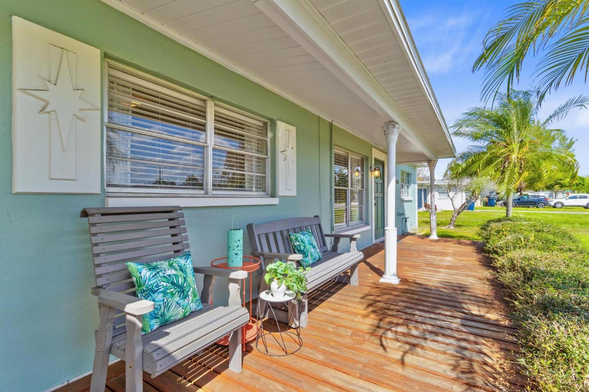 Relaxing Pool Home For Family Getaway Close To Tampa Zoo, Busch Gardens, Restaurants And Shopping! Exterior foto